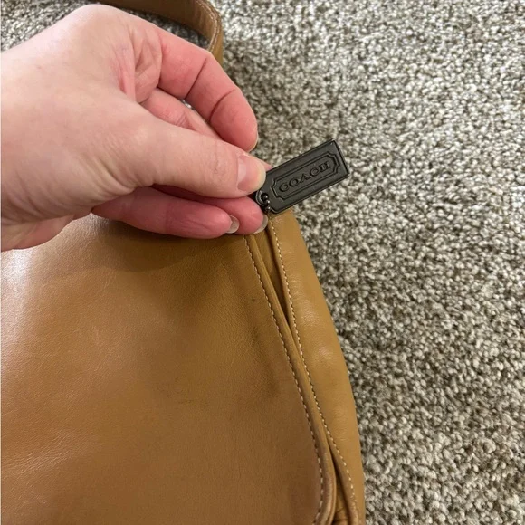 Vintage Coach Shoulder Bag - Picture 3 of 8